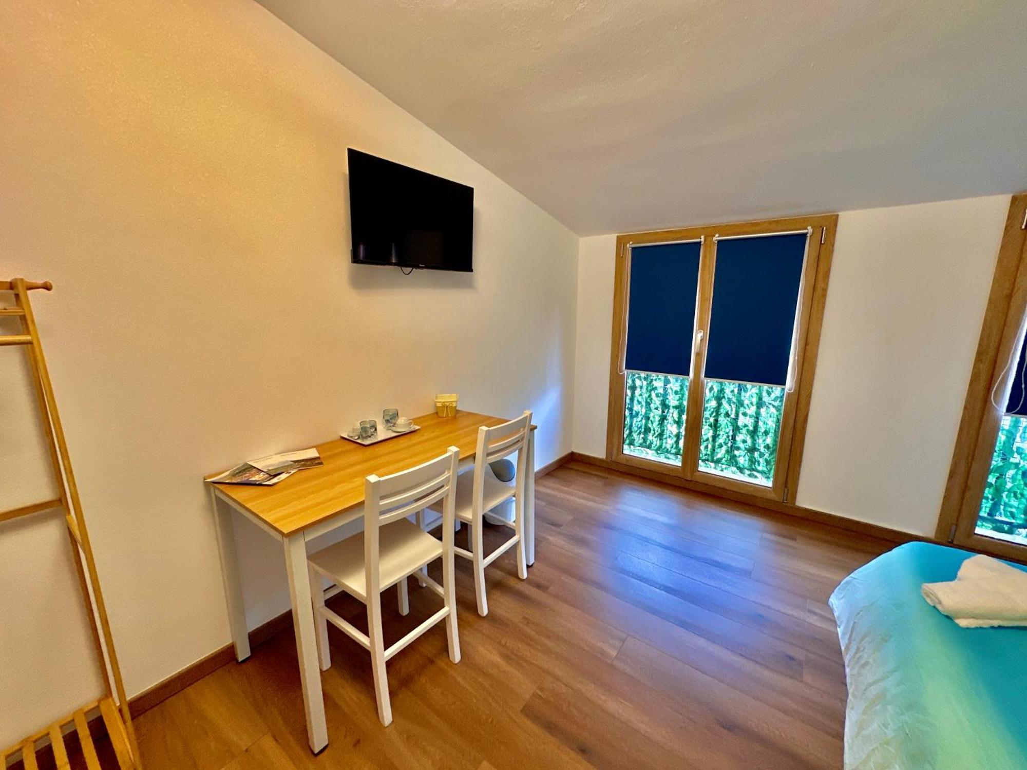 Casa Del Mare Hotel Боза Екстериор снимка