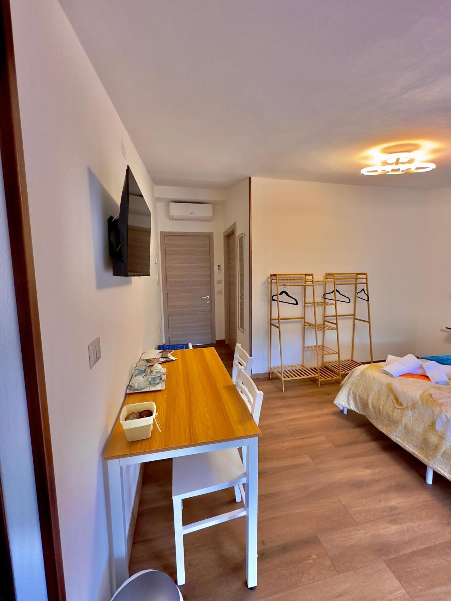 Casa Del Mare Hotel Боза Екстериор снимка