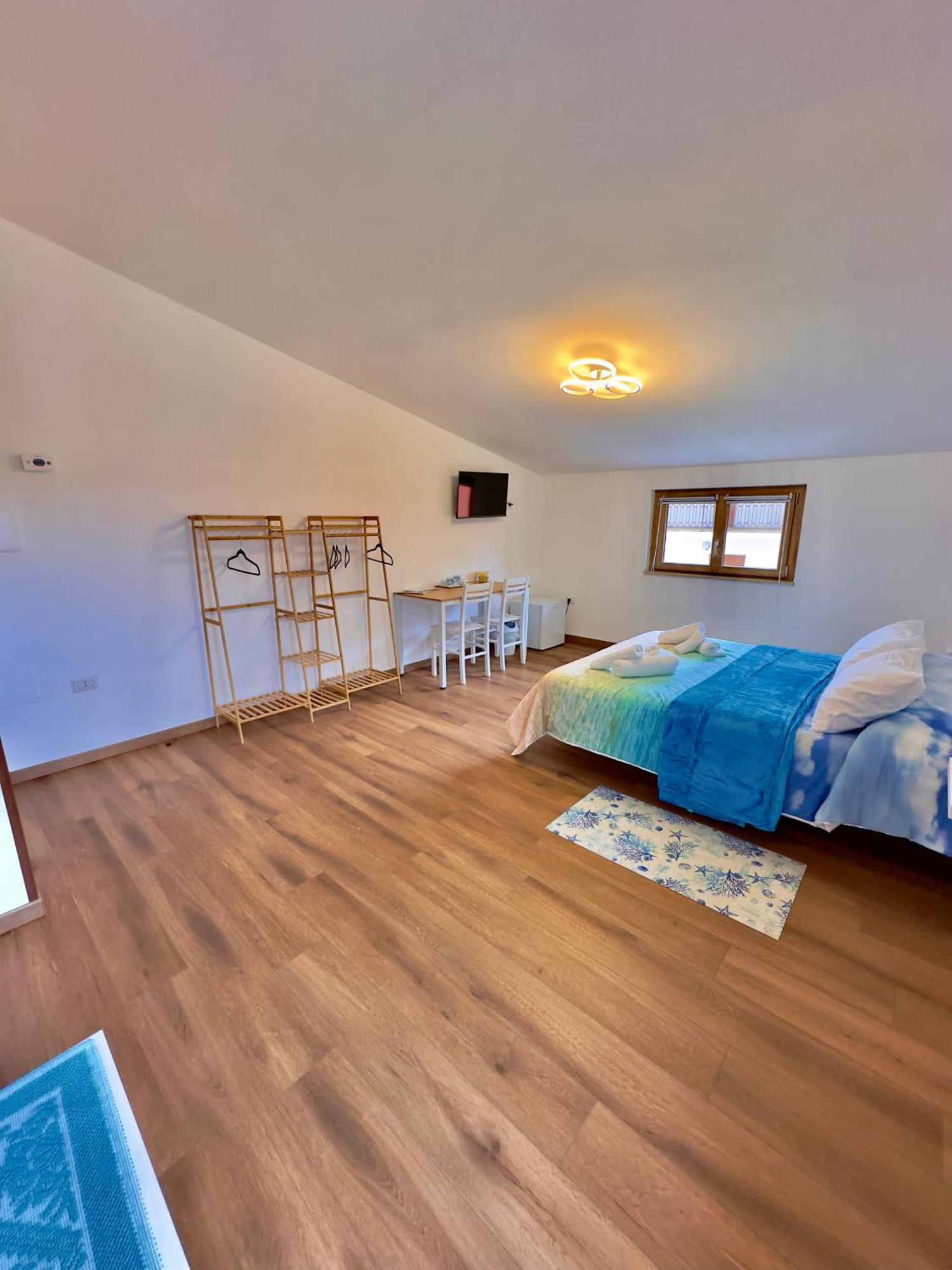 Casa Del Mare Hotel Боза Екстериор снимка